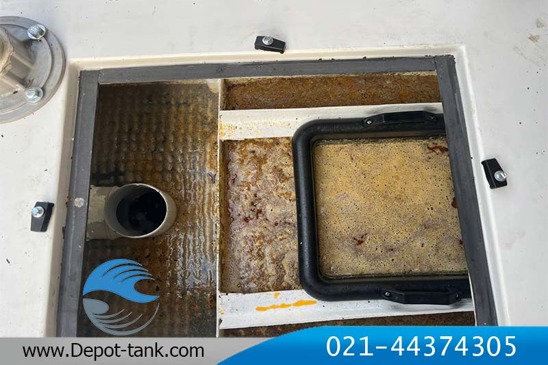 نمونه چربی جدا شده از فاضلاب آشپزخانه صنعتی