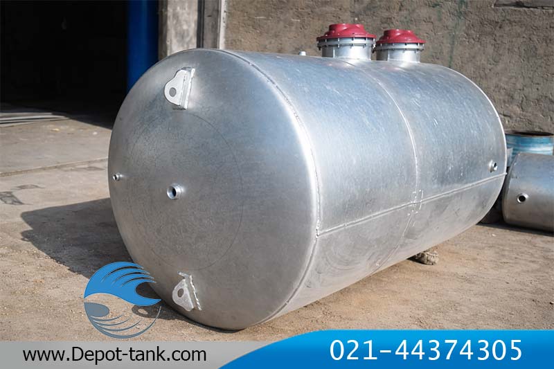 مخزن کویلی افقی تولید شده توسط گروه صنعتی دپوت تانک در حیاط کارخانه